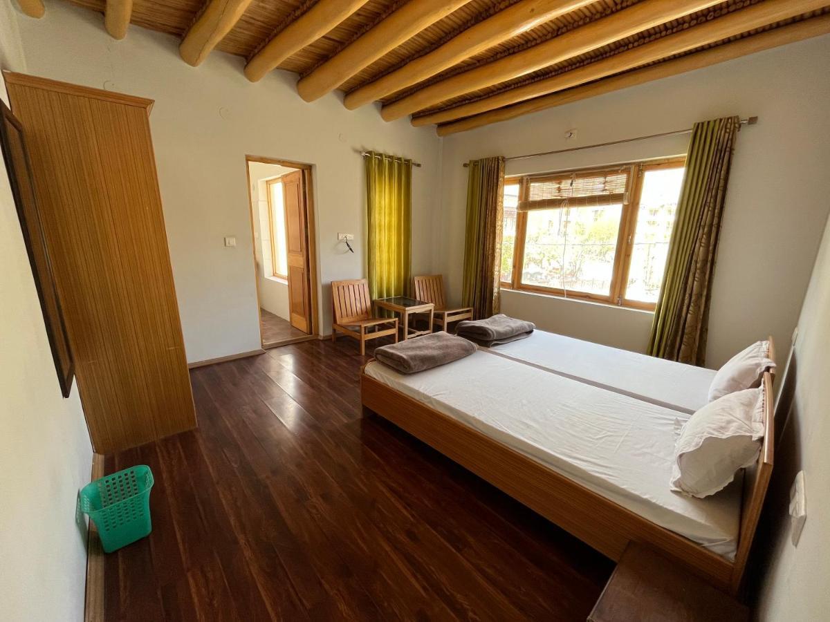 Chakzot Garden House Hotel Leh Ngoại thất bức ảnh
