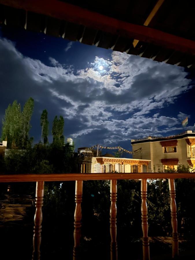 Chakzot Garden House Hotel Leh Ngoại thất bức ảnh